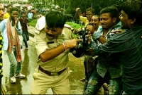মোদীর সভায় যাওয়ার পথেই ভয়ঙ্কর ও নিন্দনীয় কাণ্ড!