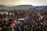 একের পর এক বেড়েই চলেছে রোহিঙ্গাদের দাবির বহর একের পর এক বেড়েই চলেছে রোহিঙ্গাদের দাবির বহর