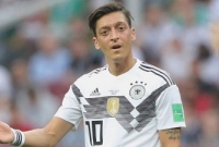 আজারবাইজানকে সমর্থন জানিয়ে যা বললেন ফুটবল তারকা মেসুত ওজিল