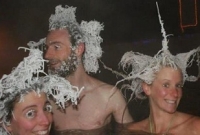 যে ‘পুলে’ গোসল করলেই দাঁড়িয়ে যায় মাথার চুল!