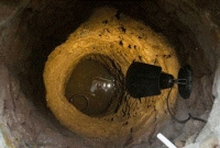 যে কারণে সাত বছর ধরে ঘরের মেঝে খনন করল দম্পতি