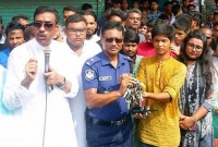 শিক্ষার্থীদের আন্দোলন প্রশমিত করতে শামীম ওসমানের ভূমিকার প্রশংসায় প্রধানমন্ত্রী