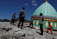 ভূমিকম্পের দুদিন পর মসজিদের ধ্বংসস্তুপ থেকে জীবিত উদ্ধার!