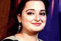 পাকিস্তানে গায়িকাকে গুলি করে হত্যা