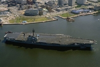 বিশ্বের সবচেয়ে ব্যয়বহুল ৭ সামরিক যান