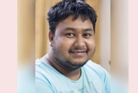 সারাদিন বিছানায় শুয়ে অন্যের রক্ত যোগাড় করেই দিন কাটে মিমের