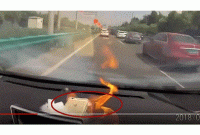 চলন্ত গাড়িতে মোবাইল বিস্ফোরণে ভয়াবহ পরিস্থিতি!