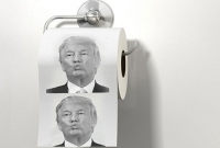 দেদারসে চলছে ট্রাম্প টয়লেট টিস্যু!