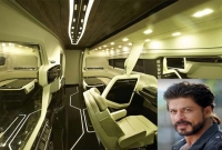 শাহরুখের ভ্যানিটি ভ্যান যেন পাঁচ তারকা হোটেল!