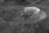 চাঁদে রহস্যময় ফোয়ারা! উত্তর খুঁজে পেলেন বিজ্ঞানীরা