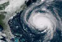 শক্তিশালী হচ্ছে হারিকেন ফ্লোরেন্স, জরুরি অবস্থা ঘোষণা