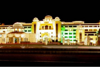 পাকিস্তানে প্রধানমন্ত্রীর বাসভবনকে বিশ্ববিদ্যালয়ে রূপান্তর করলেন ইমরান খান