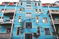 বৃষ্টি হলেই বাদ্যযন্ত্রের মতো বেজে ওঠে বাড়ি, ওঠে সুরেলা বাজনা!