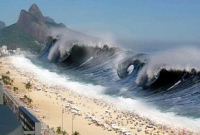 হঠাৎ ৬/৭ ফুট উঁচু ঢেউ পালু শহরকে ভাসিয়ে নিল, নিহত ৩০