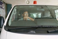 সহকর্মীর জীবন বাঁচাতে অ্যাম্বুলেন্সে নিয়ে নিজেই ছুটলেন বিজিবির সিও