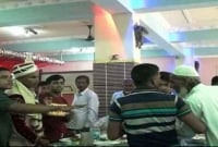 মুরুব্বিদের কাছে ক্ষমা চেয়ে সেই চিংড়ি জামাই অবশেষে বউ পেলো!