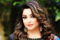 নানা পাটেকরের বিরুদ্ধে যৌন হেনস্তার অভিযোগ তুলে বিপাকে তনুশ্রী