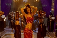 ইউটিউবে ঝড় তোলা কে এই নোরা ফাতেহি?