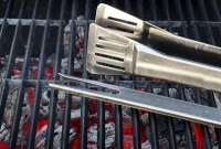 শারীরিক সম্পর্ক করতে না পেরে ১৩ বছরের নাবালকের গোপনাঙ্গ পোড়ালেন এক নারী!