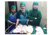 একসাথে চার সন্তান প্রসব!