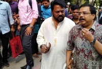 হাতে টাকা থাকলেই গিটার কিনত বাচ্চু : চোখ মুছতে মুছতে এন্ড্রু কি‌শোর