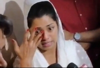 কেঁদে কেঁদে যা বললেন তিশা