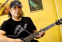 পরশু কনসার্টে গাইবেন আইয়ুব বাচ্চু, আজ সকালেও হয়েছে মাইকিং