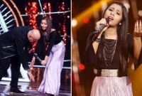 গানে মুগ্ধ হয়ে প্রতিযোগীকেই প্রণাম করলেন বিচারক!