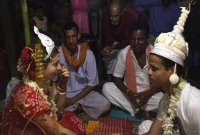 প্রেমের টানে কানাডা থেকে কালনা আশ্রমপাড়ায় 