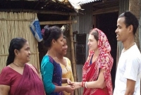 প্রেমের টানে কানাডার বিশ্ববিদ্যালয় থেকে বাঙালি অজপাড়া গাঁয়ের বধু!