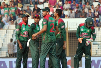 ১৪ বছর আগের সেই ঘটনা আবার ঘটালেন মাশরাফি!