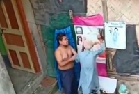 মাকে মিষ্টি খাওয়ানোর অপরাধে বৃদ্ধ বাবাকে বেধড়ক মারধর গুণধর ছেলের!