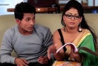 জন্মদিনে উপহার হিসাবে ছাত্রের সঙ্গে শারীরিক সম্পর্কে মাতলেন এই শিক্ষিকা!