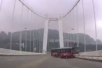 যাত্রী-চালকের বাকবিতণ্ডা ও মারামারি, বাস নদীতে পড়ে নিহত ১৩