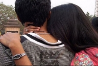 শ্বশুরবাড়ি এসে পড়শির সঙ্গে পরকীয়া জামাইয়ের! হাতেনাতে ধরা পড়লেন, তারপর যা হলো...