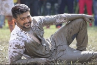 এ কী কাণ্ড! কী এমন ঘটল যে প্রকাশ্যে কান ধরতে বাধ্য হলেন দেব?