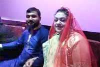 প্রেমের টানে ব্রাজিলিয়ান তরুণী সুদূর ব্রাজিল থেকে বাবাকে নিয়ে লাকসামে