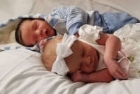 একই হাসপাতালে প্রায় একসঙ্গে শিশুর জন্ম দিলেন মা ও মেয়ে!