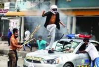 বিএনপি কার্যালয়ের সামনে সংঘর্ষ: তিন মামলা, গ্রেপ্তার ৩৪