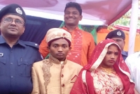 ‘আমার মেয়ে রিকশাচালকের মেয়ে না, একজন এসপির মেয়ে’