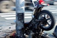 চলন্ত মোটরসাইকেলে সেলফি! প্রাণ গেল দুই বন্ধুর