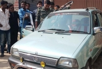 চেকিং দেখেই গাড়ি ফেলে পগার পার, দরজা খুলে চোখ কপালে পুলিশের!