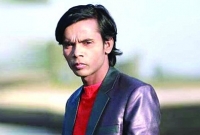 শেষ পর্যন্ত স্বতন্ত্র প্রার্থী হিরো আলম