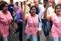 এই কন্যার স্লোগান শুনলে আঁতকে উঠবেন!