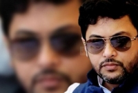 প্রধানমন্ত্রীর ছবি ব্যবহার করে প্রচারণায় বিদ্রোহী নিক্সন, অভিযোগের কপি নির্বাচন কমিশনে