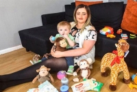 ডেলিভারির আগে বুঝতেই পারেননি তিনি গর্ভবতী! এমনকি সন্তানকে স্বীকার করে নিতেও অস্বীকার করেন...