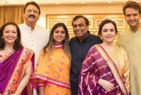 বিয়েতে শ্বশুর - শাশুড়ির কাছ থেকে ৪৫২ কোটি টাকার বাংলো উপহার পেলেন ঈশা আম্বানি