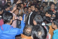 প্রথমদিনেই হিরো আলমের নির্বাচনী প্রচারণায় জনতার ঢল