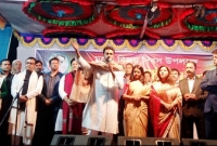 প্রধানমন্ত্রীর ভাতিজা শেখ তন্ময়ের পাশে দাঁড়ালেন তারকারা