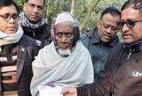 নৌকার প্রচারণায় ক্রিকেটার সাকিব আল হাসানের বাবা